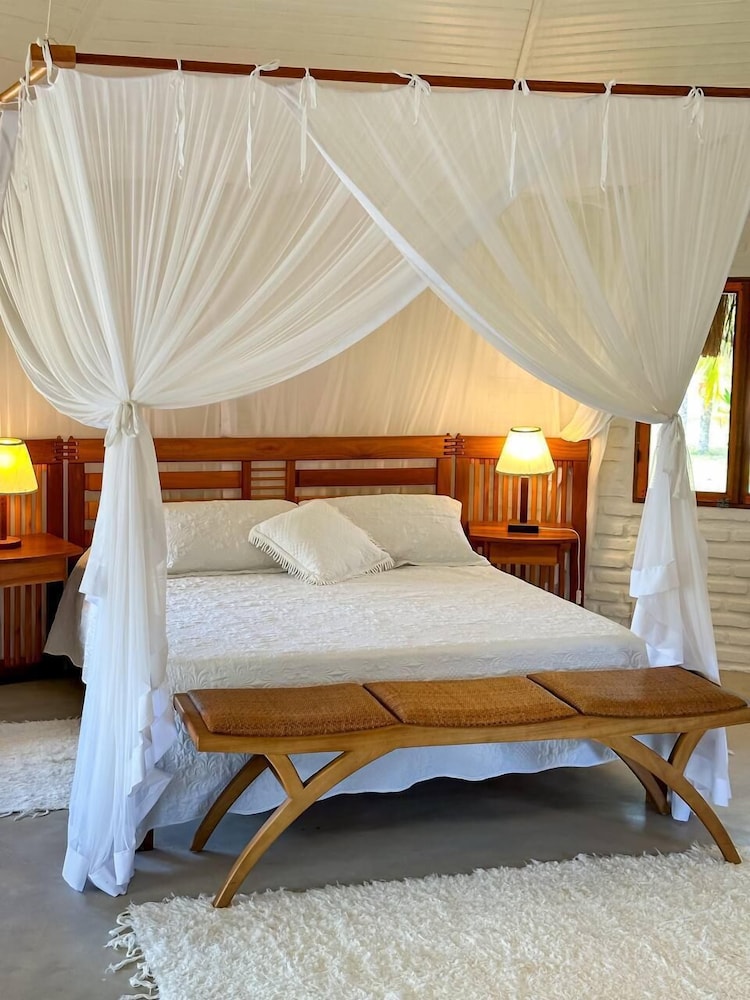 Chalet, 1 Queen Bed, Kitchenette, Garden Area photo 1