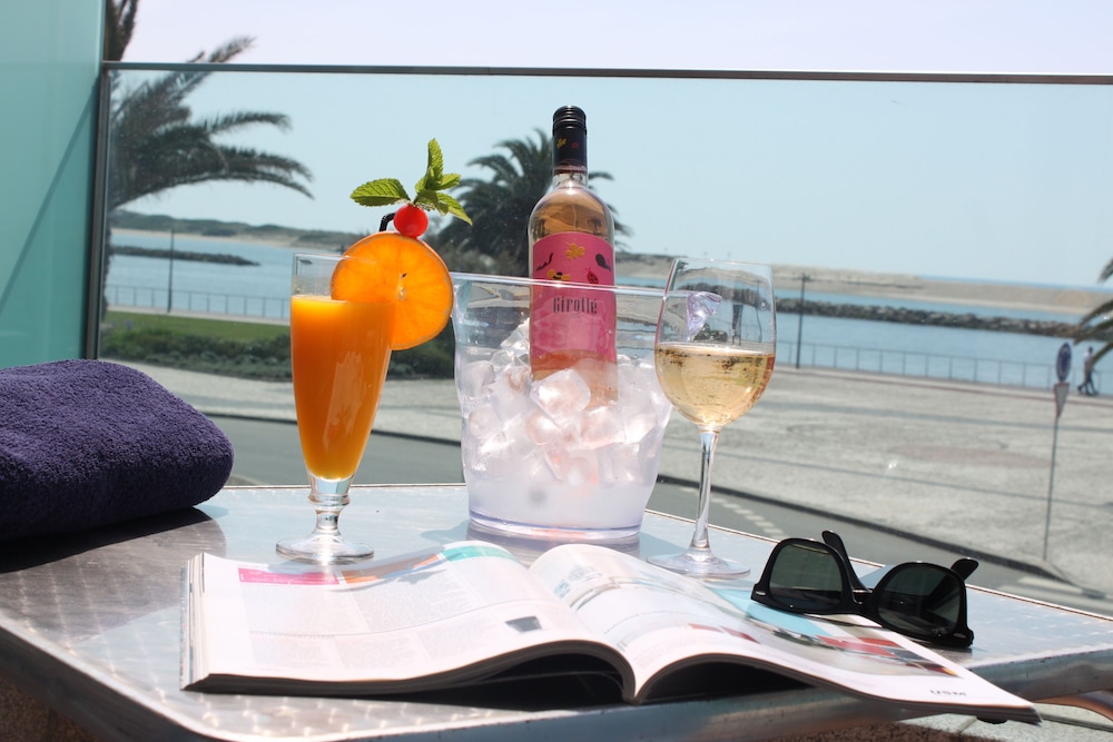 Double or Twin Room, Sea View - Photo 6