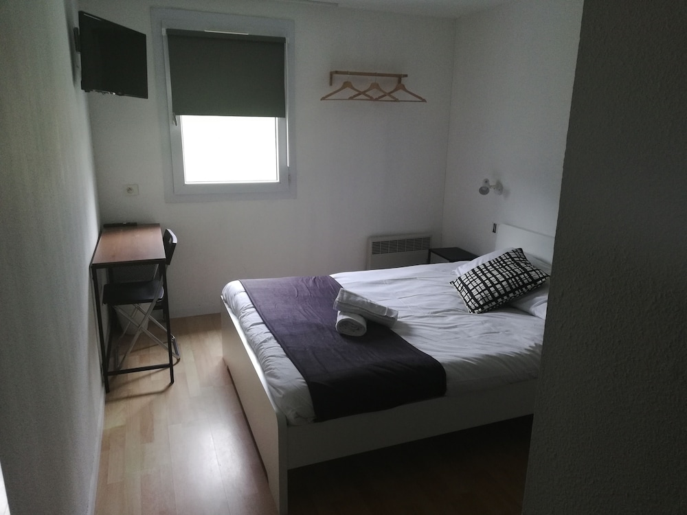 Classic Twin Room