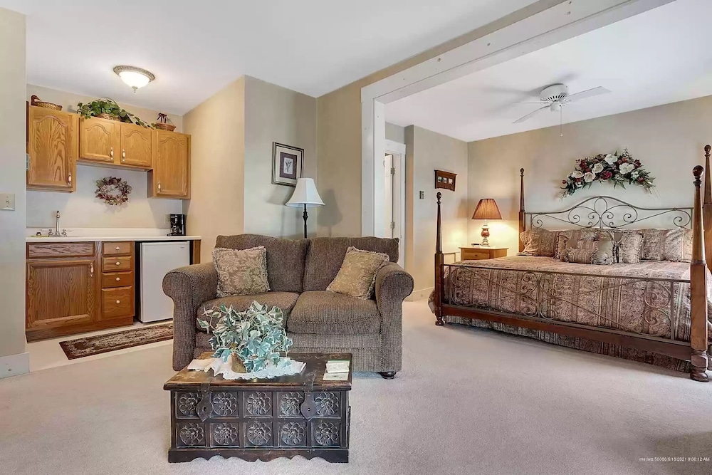 Tolman Suite photo 1