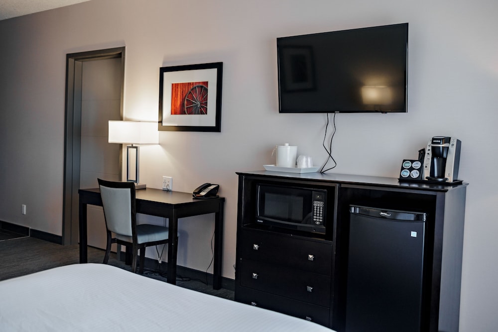 Room, Multiple Beds, Non Smoking, Kitchenette (Extended Stay) photo 3