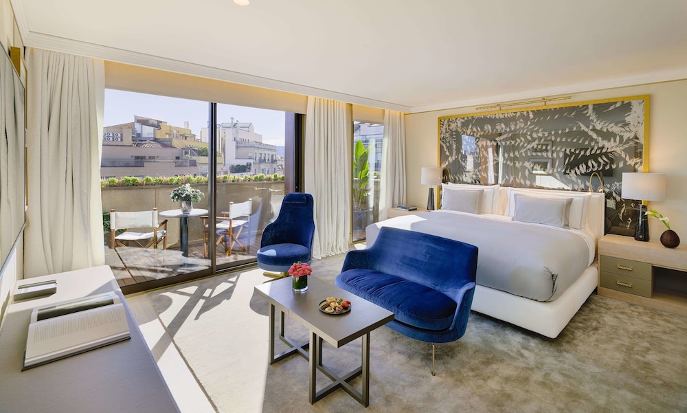 Grand Deluxe Terrace