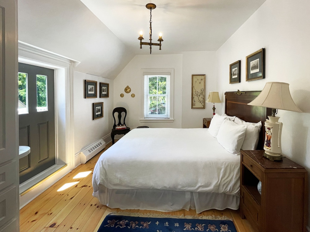 Superior Room, Garden View