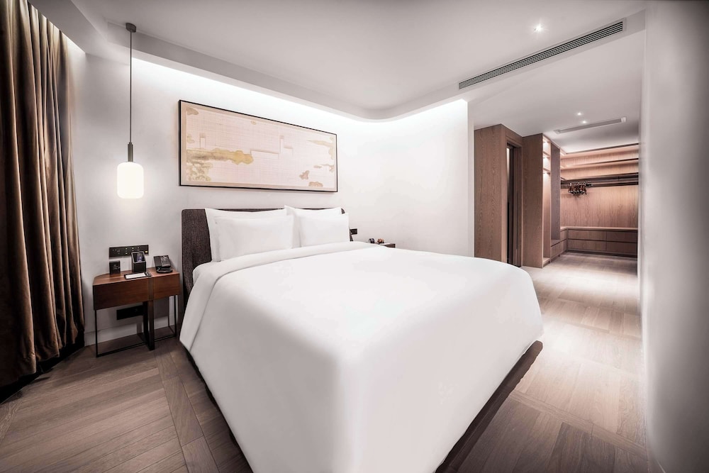 Deluxe Suite - Photo 4