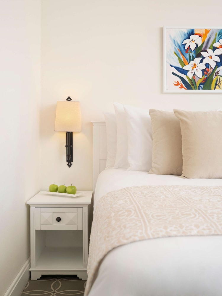 Standard Double or Twin Room, Balcony photo 3