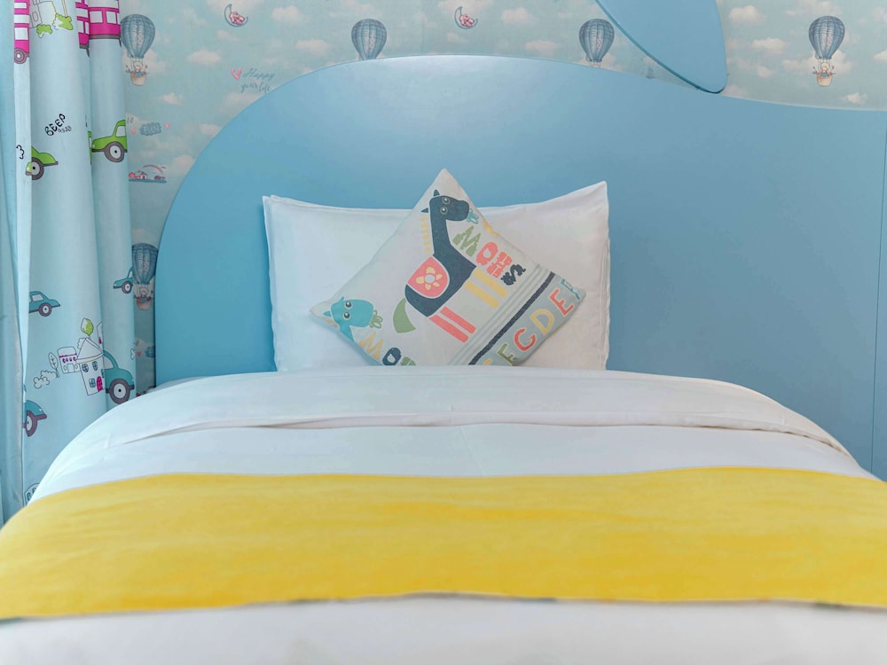 Family Suite, 2 Double Beds (Junior) - Photo 3