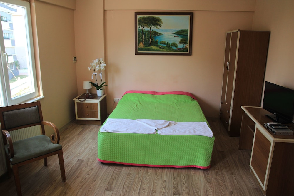 Basic Double Room photo 1