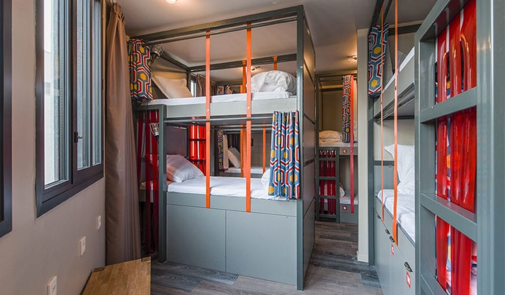 Bed in 8 beds dorm with shared bathroom photo 1