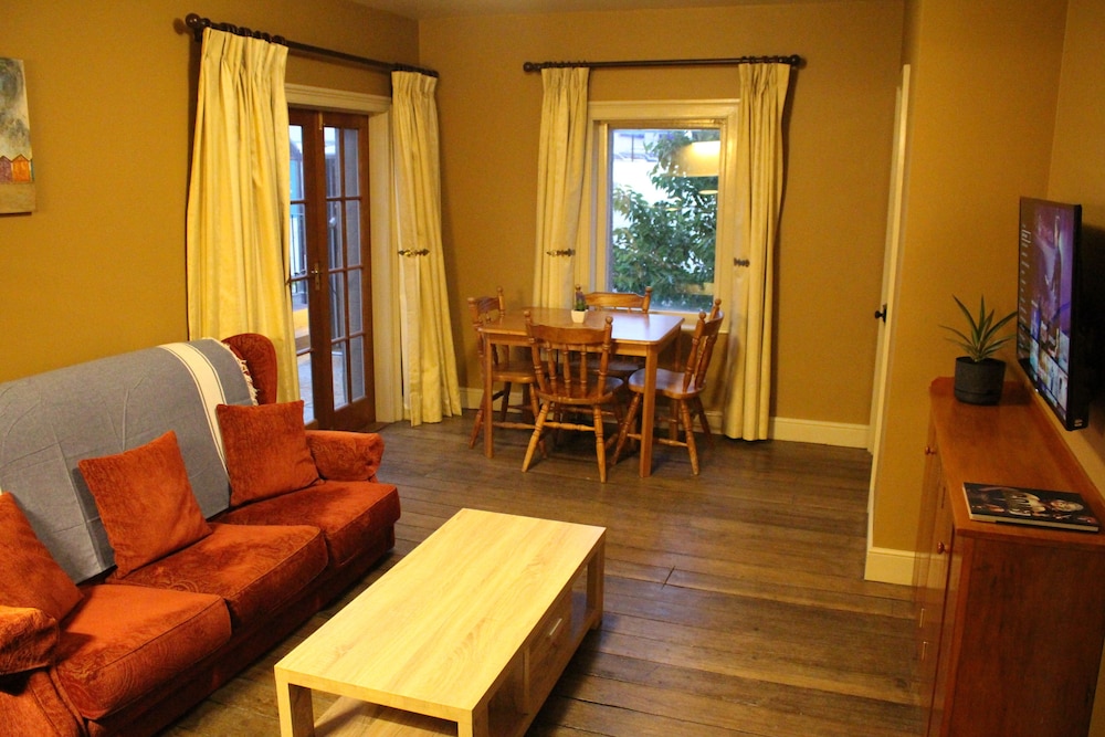 Comfort Apartment, 2 Bedrooms, Private Bathroom