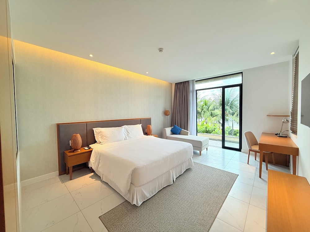 Executive Villa, 3 Bedrooms, Private Pool, Beachfront photo 2