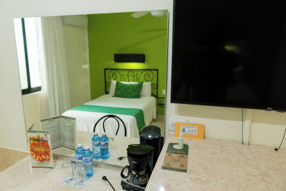 Standard Double Room, 1 Queen Bed photo 2