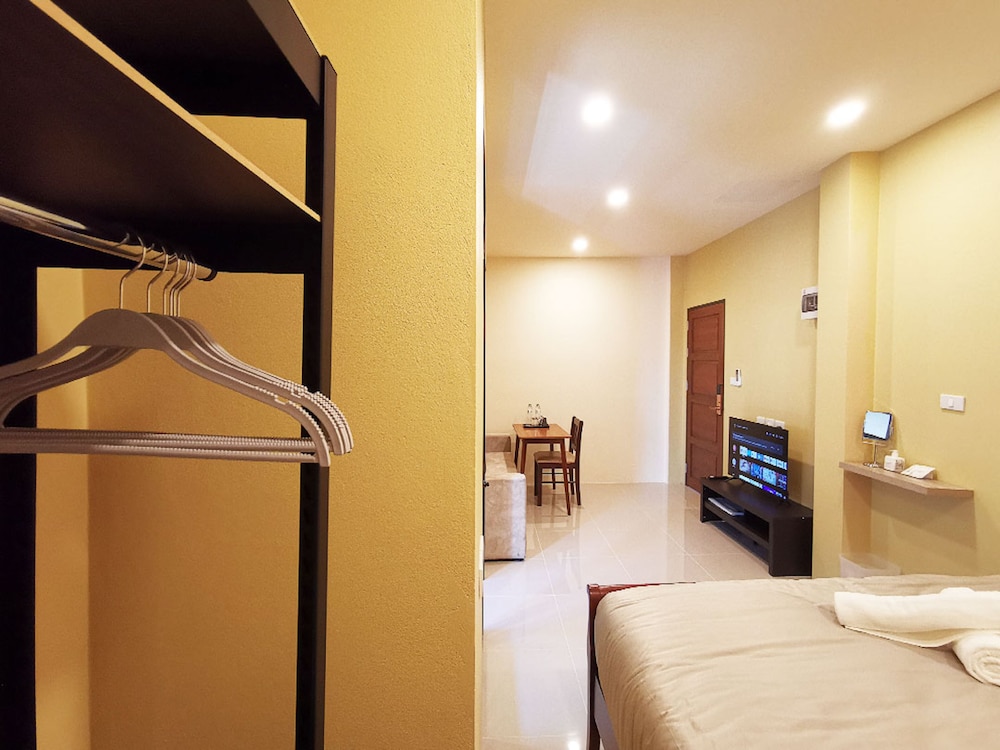 Deluxe Double Room - Photo 4