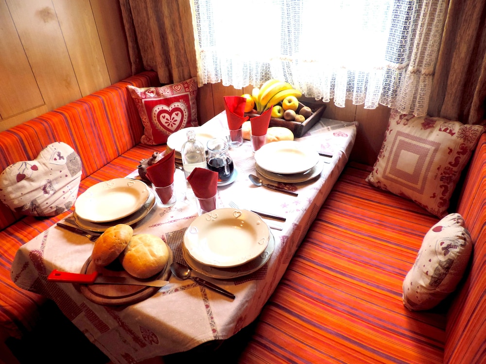 Bungalow (4 pax) photo 3