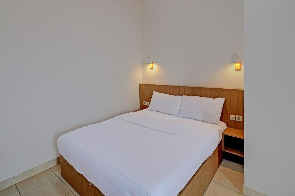 Standard Double Room with City View - Photo 1