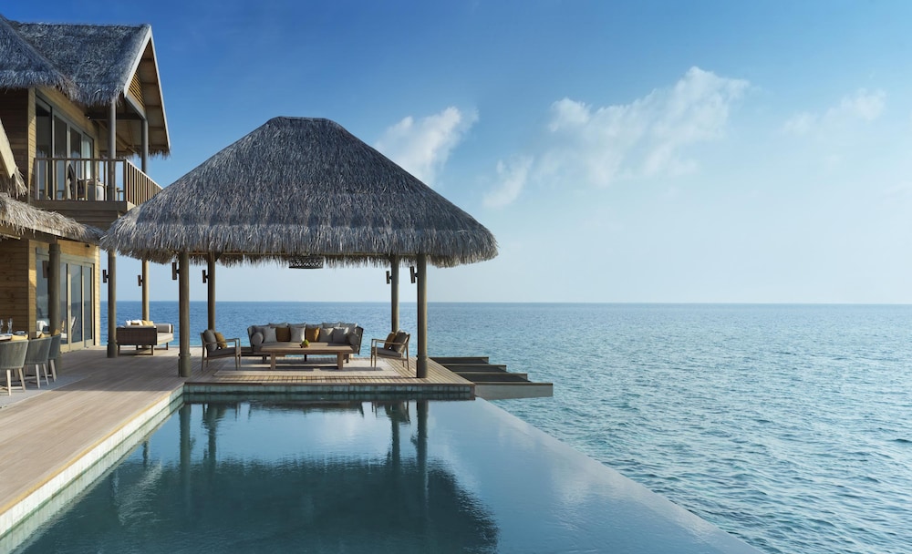 The Vakkaru Over Water Residence photo 2