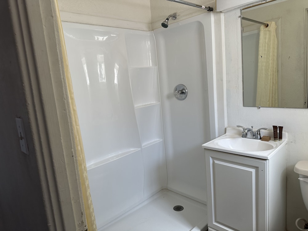 Studio Suite, Multiple Beds, Non Smoking - Photo 8