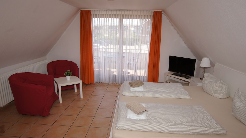 Standard Apartment, Balcony