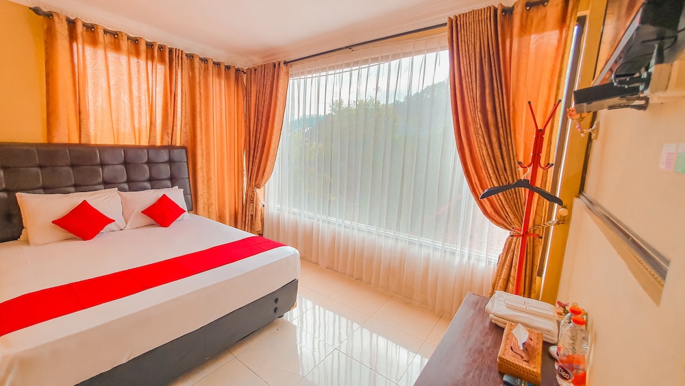 Superior Double or Twin Room - Photo 20