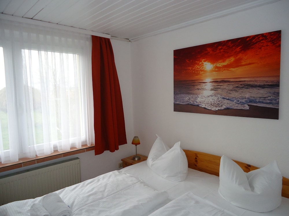 Condo (#9) photo 1