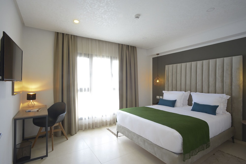 Executive Studio Suite