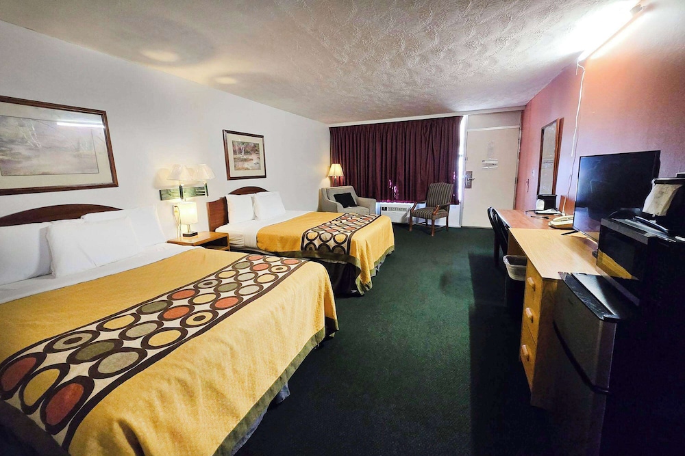 Family Suite, Multiple Beds, Non Smoking - Photo 1