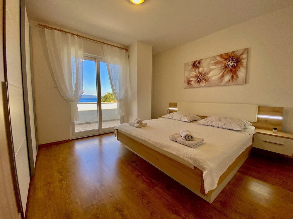 Apartment (A3) photo 1