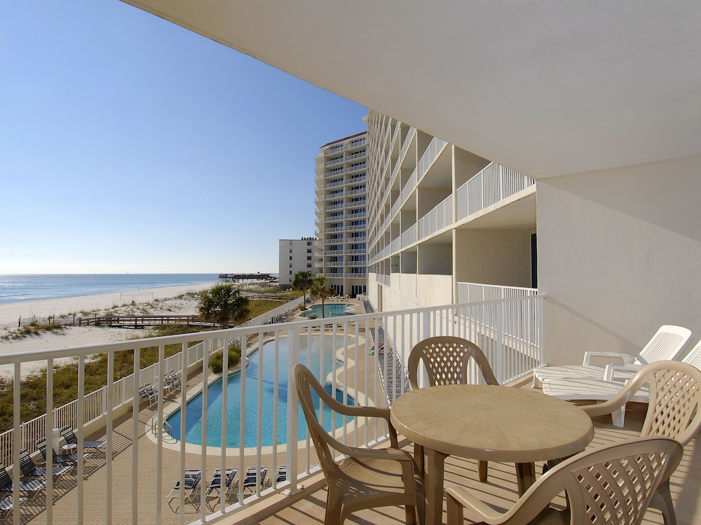 Condo, 1 Bedroom, 2 Bathrooms, Sea Facing photo 3