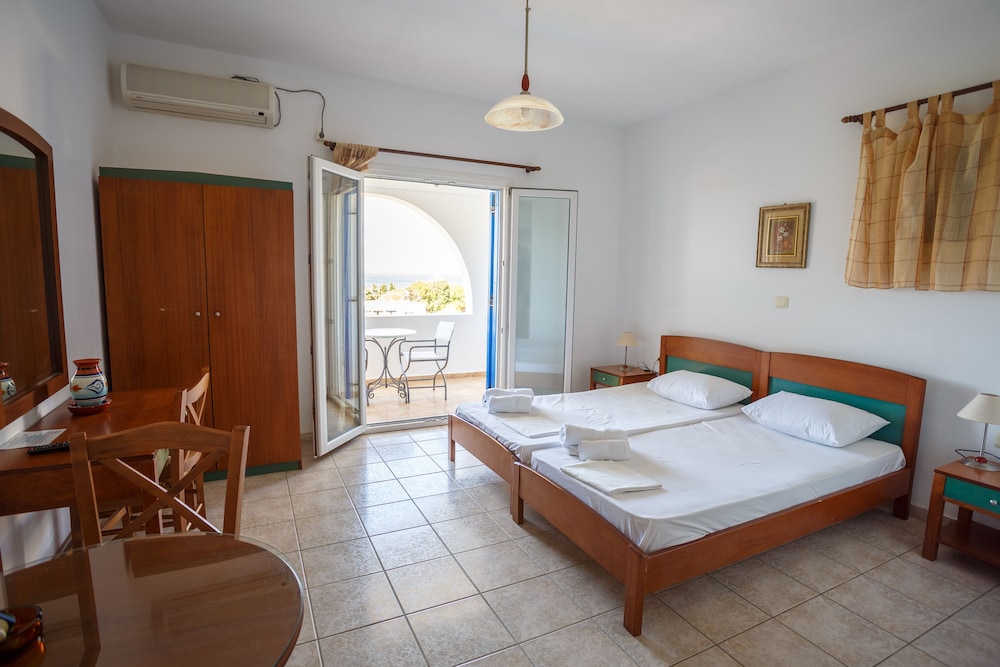 Apartment, 1 Bedroom, Sea View (for 3) photo 2