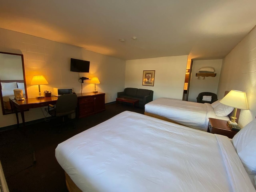 Classic Room, Multiple Beds
