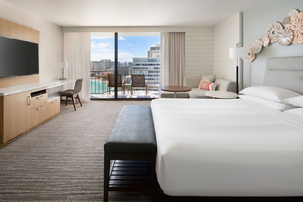 Room, 1 King Bed With Sofa Bed, Balcony