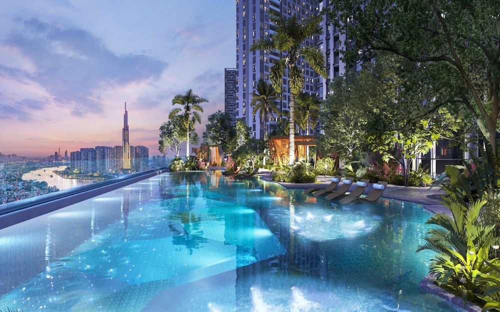 Presidential Suite, 2 Bedrooms, Club Lounge Access, Pool View