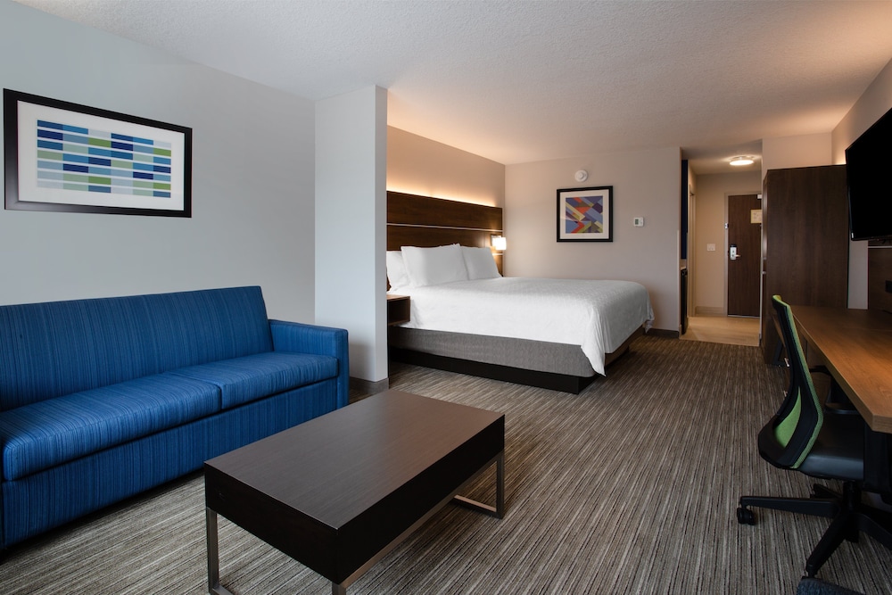 Suite, 1 King Bed (Additional Living Area) - Photo 1