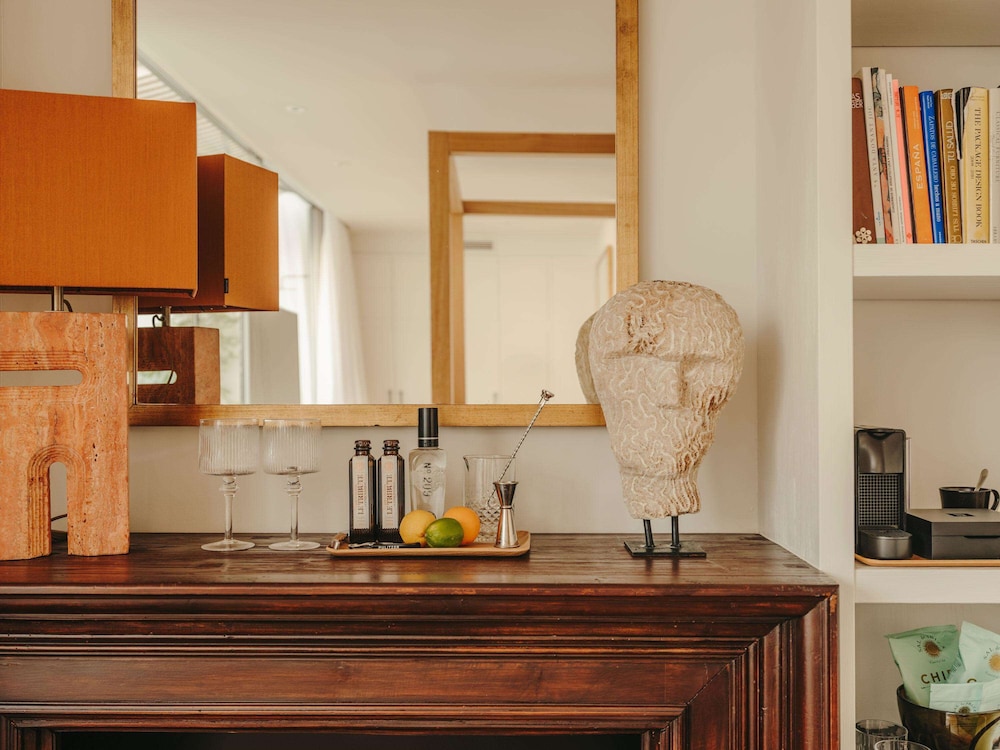 Studio Suite, Terrace, City View