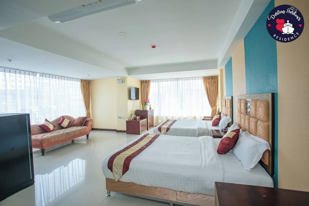 Superior Double Room, 2 Queen Beds - Photo 1