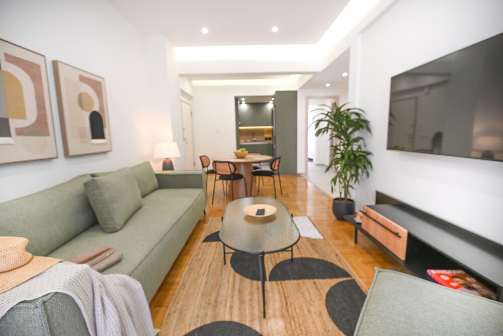 Superior Apartment, 3 Bedrooms thumbnail 6