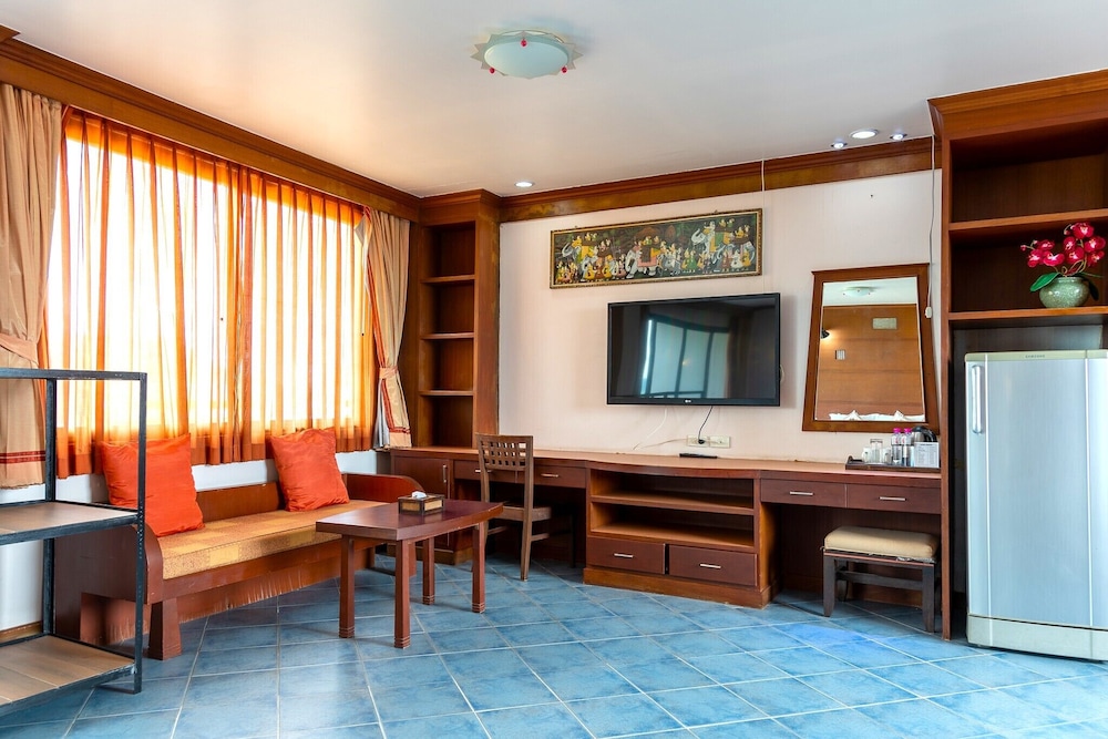 Premier Double Room - Photo 13