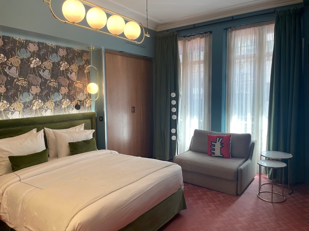 Junior Suite (Eiffel) photo 2