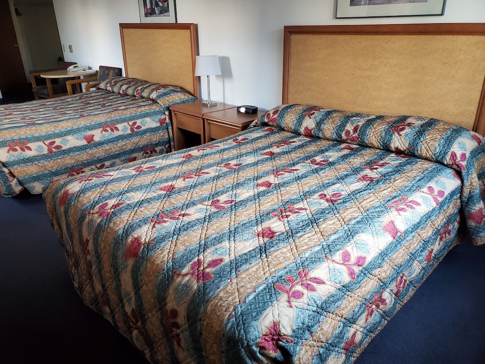 Suite, 2 Queen Beds, Non Smoking - Photo 1