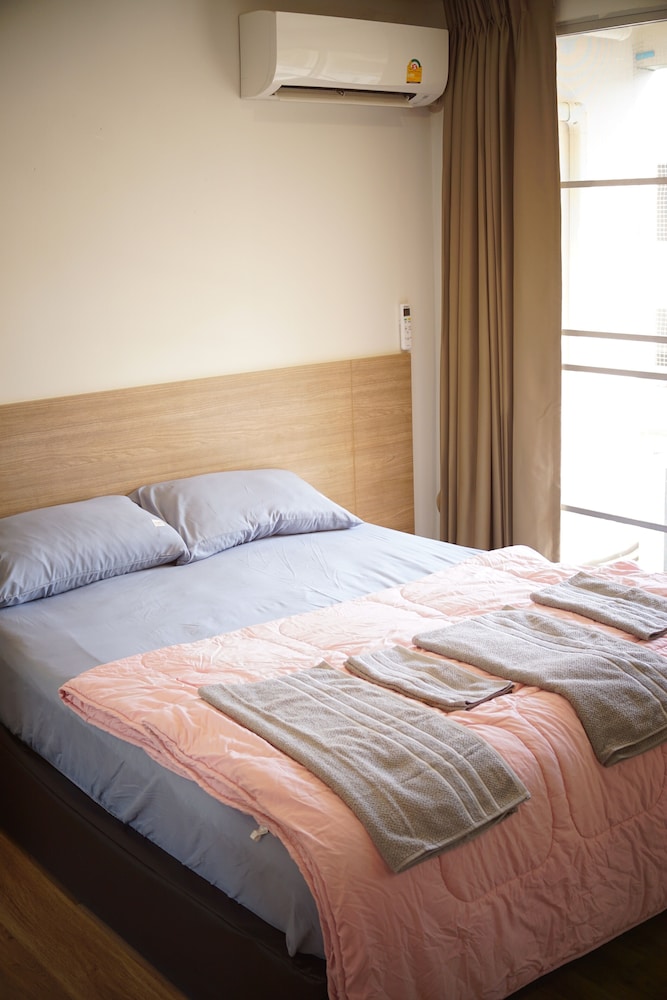 Deluxe Apartment, 1 Bedroom, Air conditioning, City View photo 3