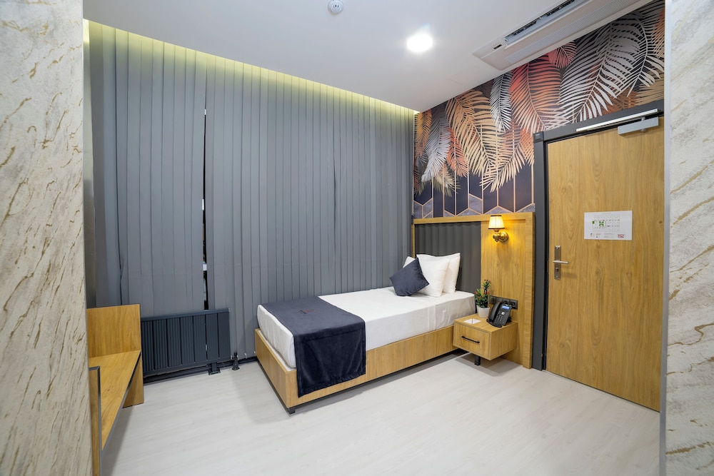 Economy Single Room, 1 Twin Bed photo 3