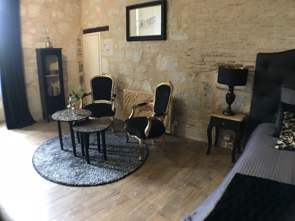 Grand Apartment, 1 Bedroom (de Solminihac) photo 3