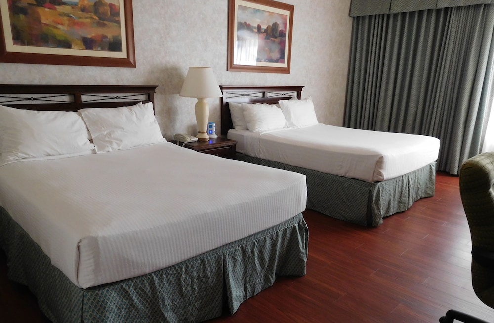 Deluxe Double Room, 2 Queen Beds, Non Smoking - Photo 1