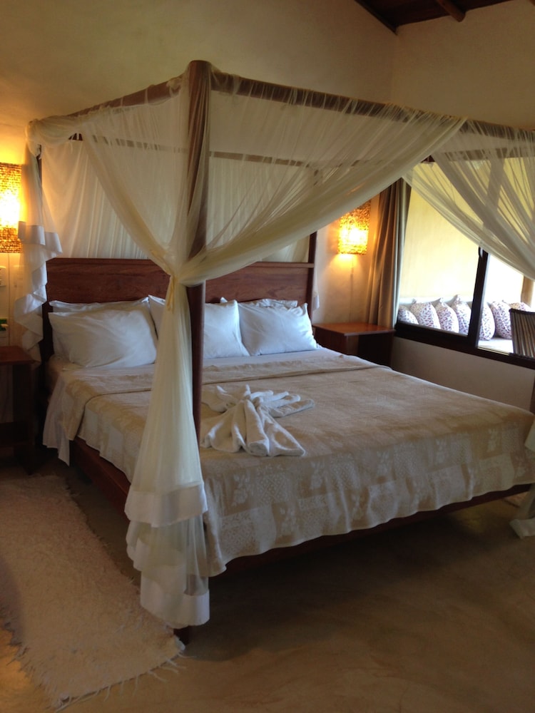 Superior Double Room, 1 King Bed, Balcony, Sea View photo 3