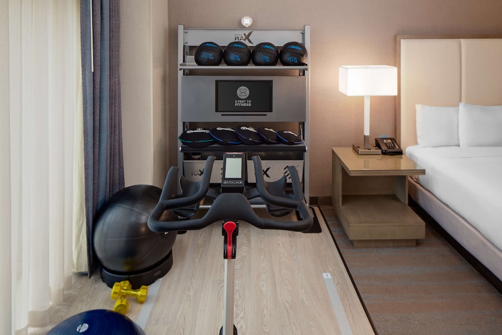 Room, 1 King Bed (Fitness Room) - Photo 3