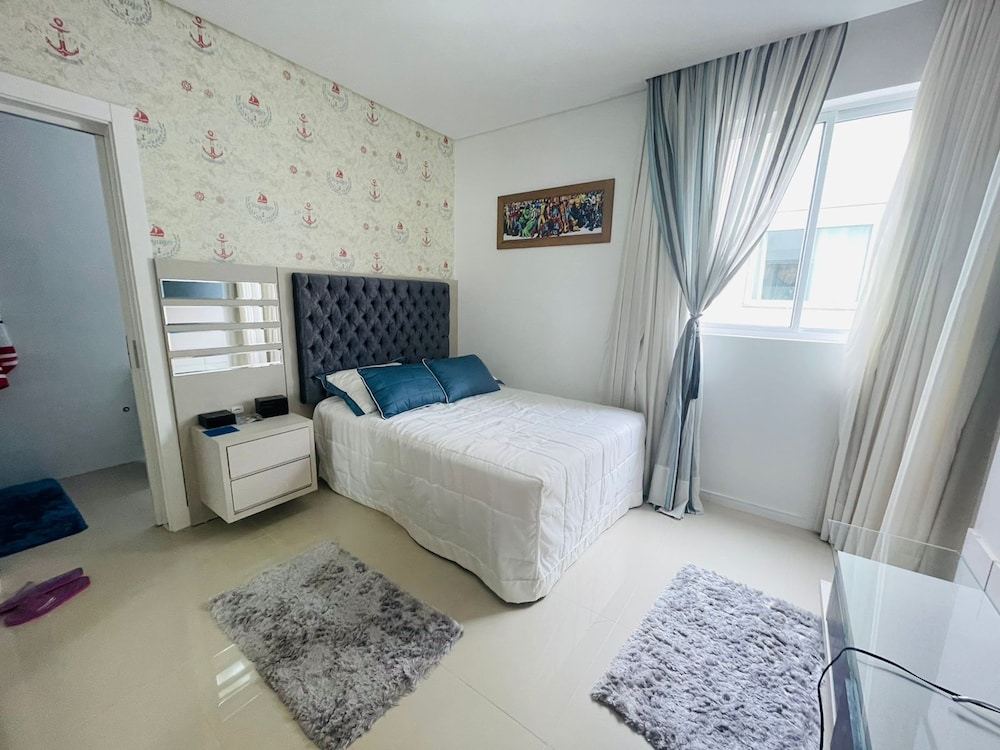 Luxury Apartment photo 3