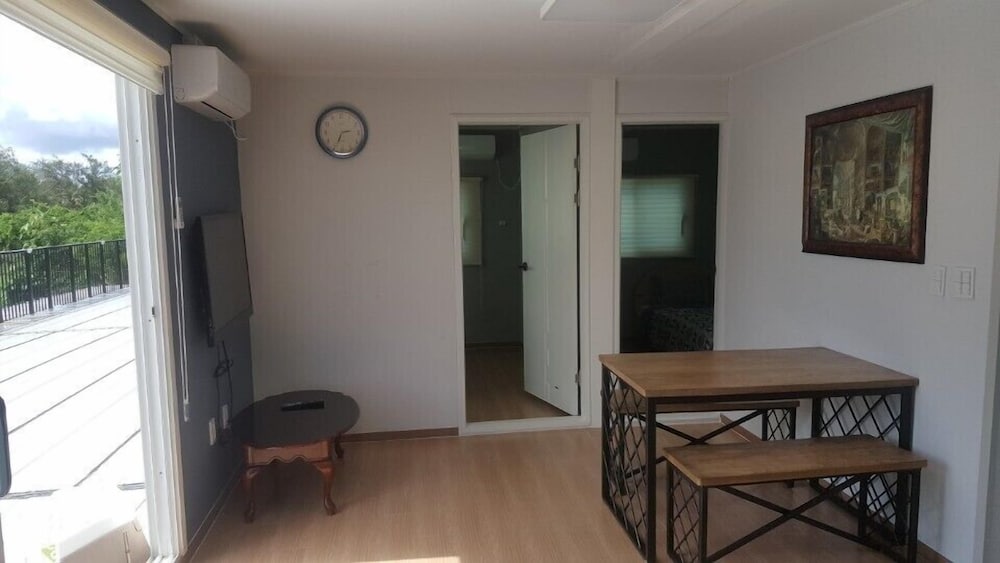 Family Room, 3 Bedrooms, Non Smoking photo 2