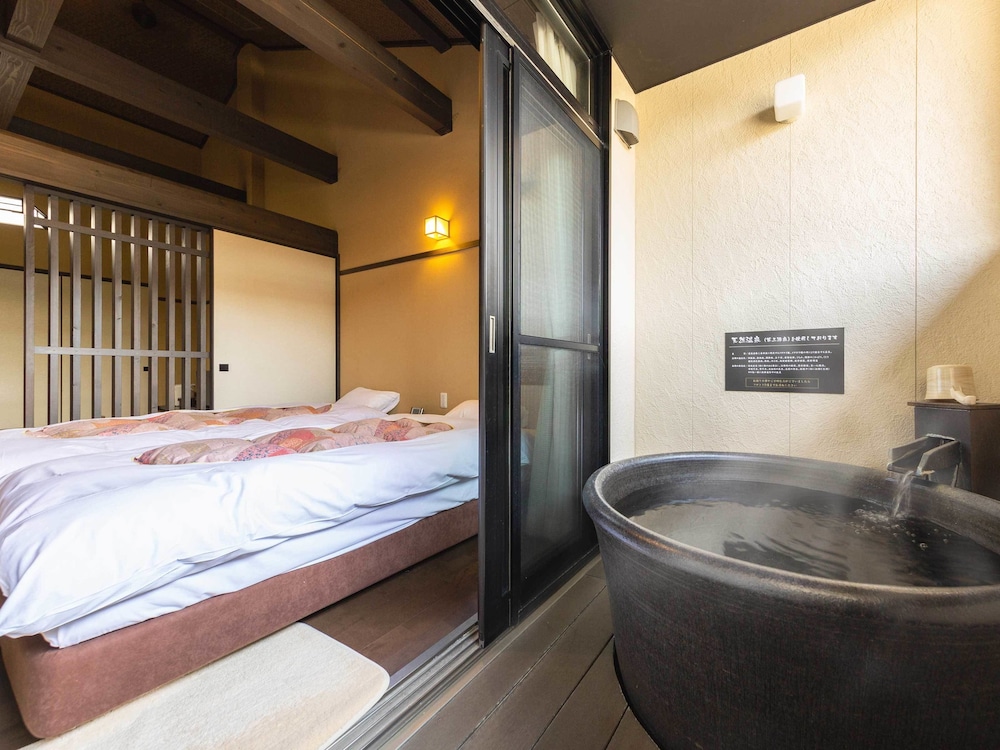 Japanese Style Room 8 Tatami + 2 Beds with Open-air bath (Dinner Menu selected at restaurant) photo 3
