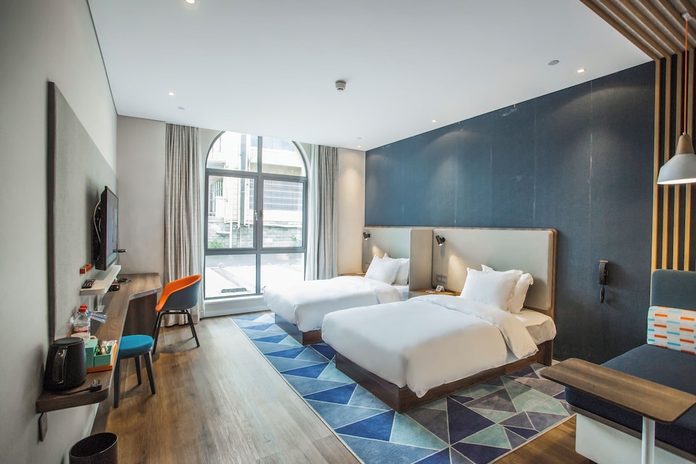 Standard Room, 2 Twin Beds, Garden View - Photo 6