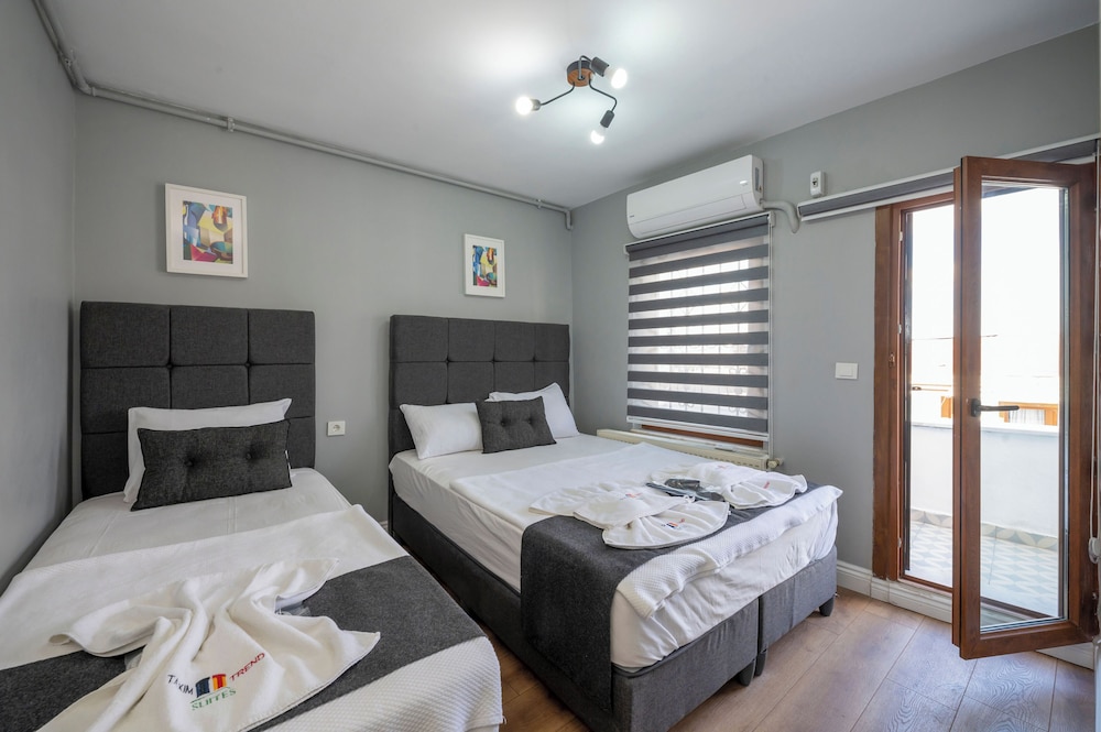 T) Two Bedroom Apartment With Balcony photo 2