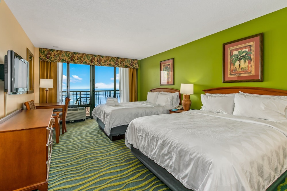 Standard Room, 2 Queen Beds, Balcony (Gulf View) - Photo 10